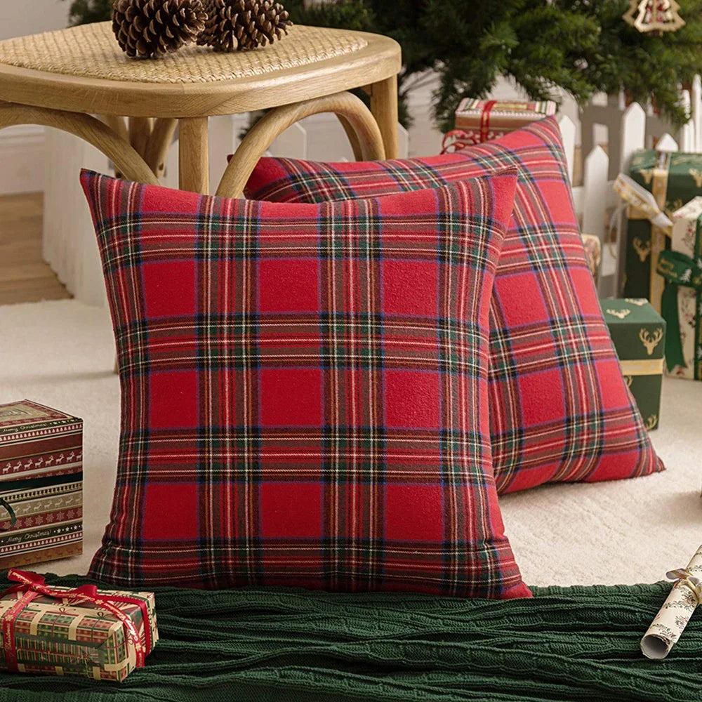 Christmas Pillow Cases Scottish Tartan Plaid Cushion Covers Bed Sofa Pad Party Decor Snowflake Throw Pillow Cover Pillowcases SofaCoverUK