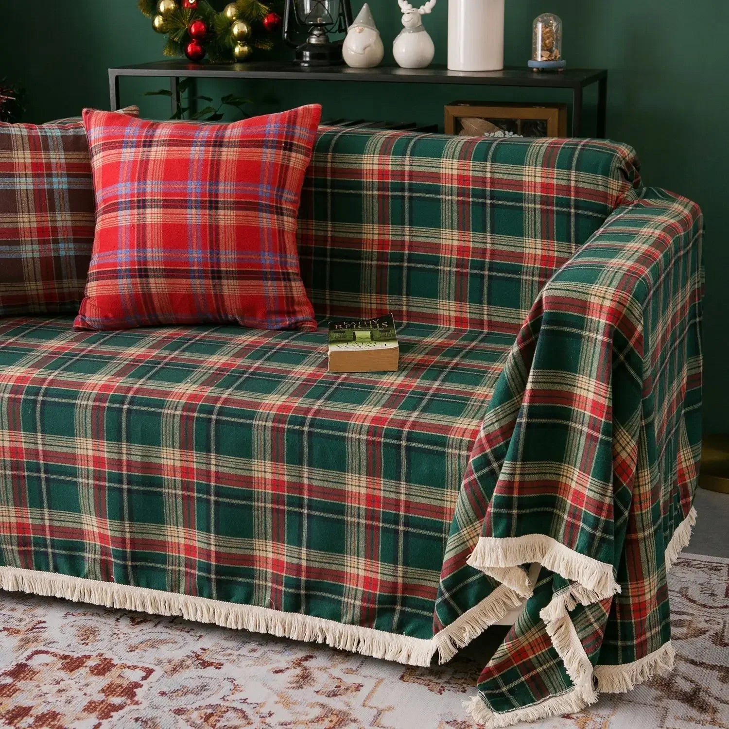 Christmas Sofa Throw Cover Towel Vintage Christmas Decorate Red Green Plaid Multifunctional Tassel Cover Towel 3 Seater Sofa Sitting Cushion